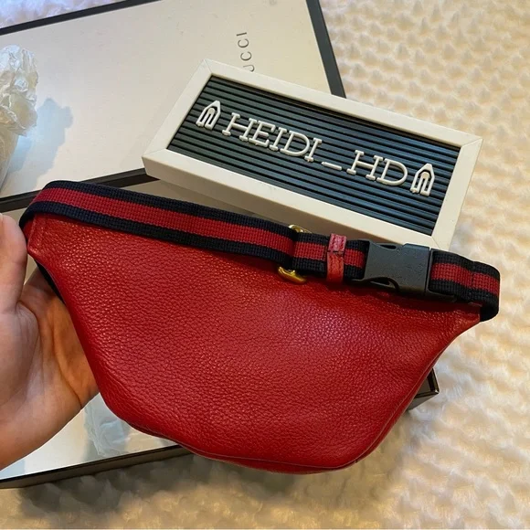 GUCCI Grained Calfskin Small Logo Belt Bag in Red - Picture 9 of 12